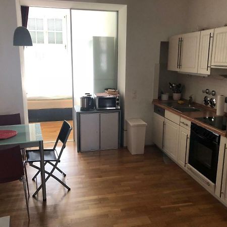 Ferienwohnung Mitten In Wiesbaden Esterno foto