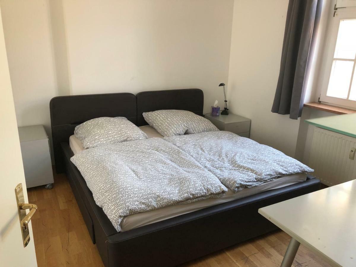 Ferienwohnung Mitten In Wiesbaden Esterno foto